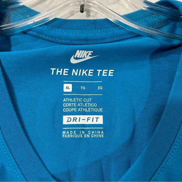 Nike Sportwear ACG Tee “Go Climb a Mountain” - Picture 8 of 13